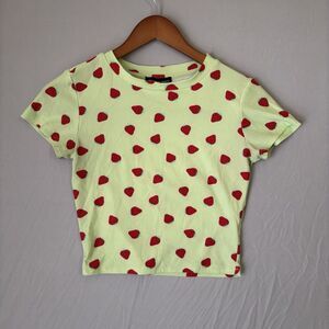 Streetwear T-Shirt With Strawberries